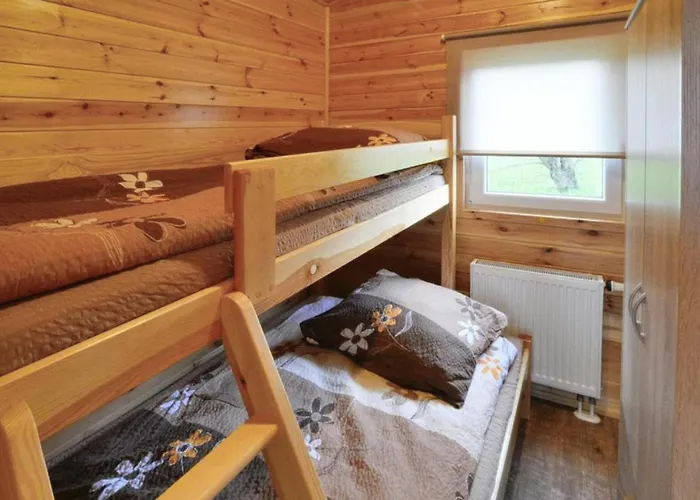 Semesterbostad Beautiful In Przewloka *